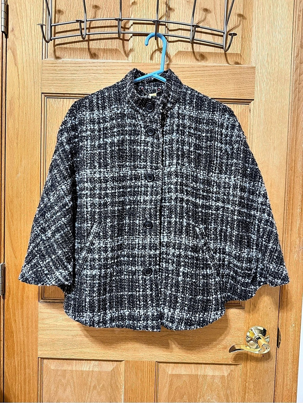 Merona Plaid Cape Jacket in Black & White Size Small/Medium